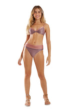 Carica l'immagine nel visualizzatore di Gallery, Model Front: Blueman Reggiseno Top Bardot Bicolor Roxo