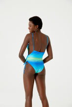 Carica l'immagine nel visualizzatore di Gallery, Model Back: Blueman Intero Maio Antonella Degrade Sky