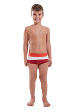 Carica l'immagine nel visualizzatore di Gallery, Model Front: Blueman Costume Ragazzo Sunga Army Crepusculo Fresh Vermelho Inf