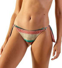 Carica l'immagine nel visualizzatore di Gallery, Gallery: Blueman Slip Bottom Beach Polinesia