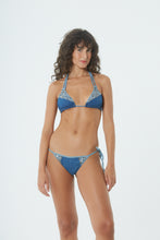 Carica l'immagine nel visualizzatore di Gallery, Model Front: Blueman Reggiseno Top Bikini Jeans Show