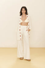 Carica l'immagine nel visualizzatore di Gallery, Model Front: Blueman Caftano / Copricostume Kimono Jade Offwhite