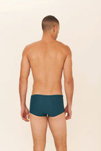 Carica l'immagine nel visualizzatore di Gallery, Model Back: Blueman Sunga / Boxer Sunga Army Fit Liso Verde