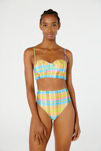 Carica l'immagine nel visualizzatore di Gallery, Model Front: Blueman Reggiseno Top Laise Hot Xadrez Candy