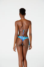 Carica l'immagine nel visualizzatore di Gallery, Model Back: Blueman Slip Bottom Arpoador Indio