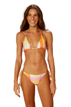 Carica l'immagine nel visualizzatore di Gallery, Model Front: Blueman Slip Bottom Ritmo Inside-Double