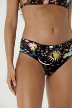 Carica l'immagine nel visualizzatore di Gallery, Image 05: Blueman Slip Bottom Prado Flower Mistica