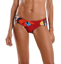 Carica l'immagine nel visualizzatore di Gallery, Model Front: Blueman Slip Bottom Sum Havana