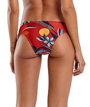 Carica l'immagine nel visualizzatore di Gallery, Model Back: Blueman Slip Bottom Sum Havana