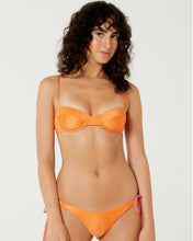 Carica l'immagine nel visualizzatore di Gallery, Gallery: Blueman Completo Chandon Fada Laranja