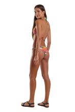 Carica l'immagine nel visualizzatore di Gallery, Model Back: Blueman Reggiseno Top Caribe Flower Power