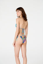 Carica l'immagine nel visualizzatore di Gallery, Model Back: Blueman Reggiseno Top Coracao Indio