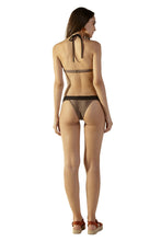 Carica l'immagine nel visualizzatore di Gallery, Model Back: Blueman Reggiseno Top Matelasse Caramelo Preto