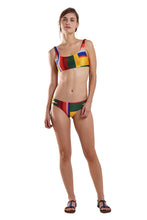 Carica l'immagine nel visualizzatore di Gallery, Model Front: Blueman Reggiseno Top Noruega Mambo