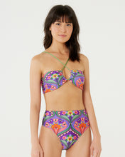 Carica l'immagine nel visualizzatore di Gallery, Model Front: Blueman Reggiseno Top Surfista Belle Apiculae