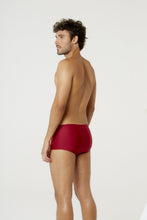 Carica l'immagine nel visualizzatore di Gallery, Model Back: Blueman Sunga / Boxer Sunga Army Lisa Vermelho V24

