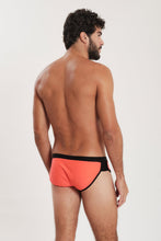Carica l'immagine nel visualizzatore di Gallery, Model Back: Blueman Sunga / Boxer Sunga Miami Liso Coral

