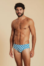 Carica l'immagine nel visualizzatore di Gallery, Model Front: Blueman Sunga / Boxer Sunga Rick Xadrez
