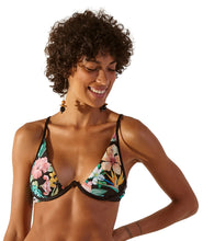 Carica l'immagine nel visualizzatore di Gallery, Model Front: Blueman Reggiseno Top Fox Hawai
