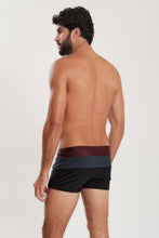 Carica l'immagine nel visualizzatore di Gallery, Model Back: Blueman Sunga / Boxer Sunga Army Crepusculo Vinho
