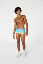 Carica l'immagine nel visualizzatore di Gallery, Model Front: Blueman Sunga / Boxer Sunga Army Degrade Mentos
