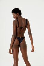 Carica l'immagine nel visualizzatore di Gallery, Model Back: Blueman Slip Bottom Zuma Liso Preto
