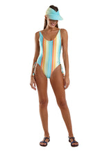 Carica l'immagine nel visualizzatore di Gallery, Model Front: Blueman Intero Maio Betta Granita
