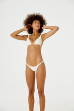 Carica l'immagine nel visualizzatore di Gallery, Image 03: Blueman Reggiseno Top Malibu Bordado Off White
