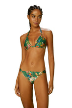 Carica l'immagine nel visualizzatore di Gallery, Model Front: Blueman Reggiseno Top Ring-Tropical Prado
