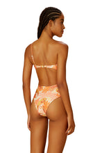 Carica l'immagine nel visualizzatore di Gallery, Model Back: Blueman Intero Maio Emma Florest Salmao
