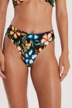 Carica l'immagine nel visualizzatore di Gallery, Gallery: Blueman Slip Bottom Coquetel Cannes
