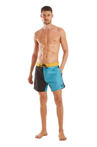 Model Front: Blueman Bermuda Da Surf Bermuda Mini Color Block Azul