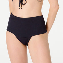 Carica l&#39;immagine nel visualizzatore di Gallery, Gallery: Blueman Slip Bottom Gaya Buzios Crispy Preto
