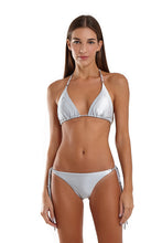 Carica l&#39;immagine nel visualizzatore di Gallery, Model Front: Blueman Slip Bottom Nicole Prata
