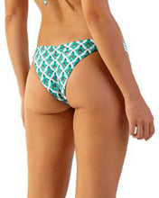 Carica l&#39;immagine nel visualizzatore di Gallery, Model Back: Blueman Slip Bottom Pop Zagora
