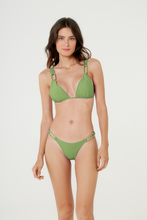 Carica l&#39;immagine nel visualizzatore di Gallery, Model Front: Blueman Slip Bottom Ubatuba Verde
