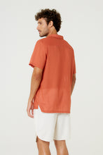 Carica l&#39;immagine nel visualizzatore di Gallery, Model Back: Blueman Magliette Uomo Camisa Free Soft Marrom

