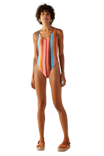 Model Front: Blueman Intero Delta Palmar