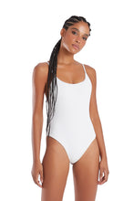 Carica l&#39;immagine nel visualizzatore di Gallery, Model Front: Blueman Intero Maio Belize Textura Softcell-Off White
