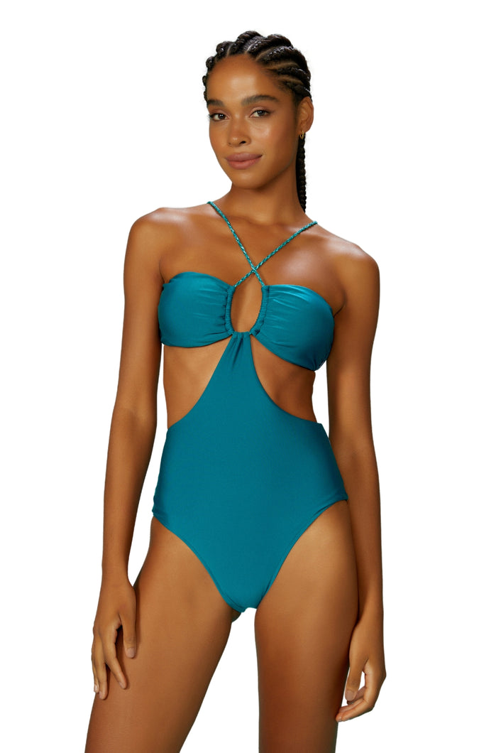 Model Front: Blueman Intero Maio Carioca Auzl