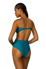 Carica l&#39;immagine nel visualizzatore di Gallery, Model Back: Blueman Intero Maio Carioca Auzl
