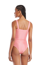 Carica l&#39;immagine nel visualizzatore di Gallery, Model Back: Blueman Intero Maio Lola Textura Shine Light
