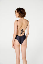 Carica l&#39;immagine nel visualizzatore di Gallery, Model Back: Blueman Intero Maio Malta Liso Preto
