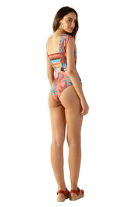 Model Back: Blueman Intero Palácio Palmar