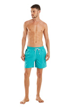 Carica l&#39;immagine nel visualizzatore di Gallery, Model Front: Blueman Costume A Pantaloncino Short Basico Amni Verde
