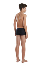 Carica l&#39;immagine nel visualizzatore di Gallery, Model Back: Blueman Costume Ragazzo Sunga Berlim Fit Preto

