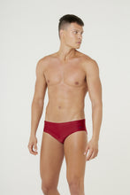 Carica l&#39;immagine nel visualizzatore di Gallery, Model Front: Blueman Sunga / Boxer Sunga Ricky Vermelho
