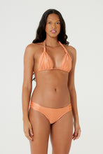 Carica l&#39;immagine nel visualizzatore di Gallery, Model Front: Blueman Reggiseno Top Caribe Pacifico Laranja
