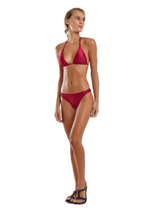 Model Front: Blueman Reggiseno Top Max Macrame Liso Rosa