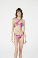 Carica l&#39;immagine nel visualizzatore di Gallery, Model Front: Blueman Reggiseno Top Surfista Pacifico Mata
